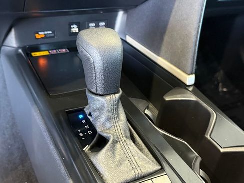 Used 2025 Toyota Camry LE image 25