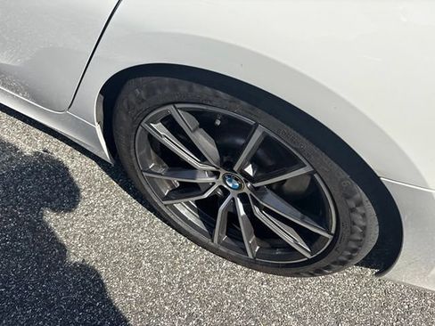 Used 2020 BMW 330i Sedan w/ Convenience Package RWD image 19