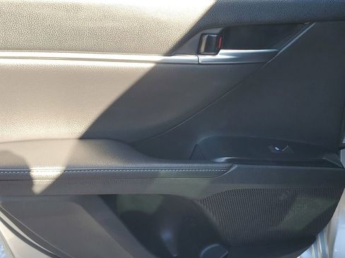 Used 2020 Toyota Camry XSE image 44