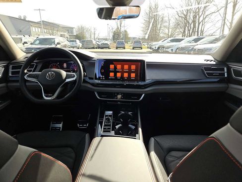 New 2026 Volkswagen Atlas Peak Edition AWD/4WD image 20