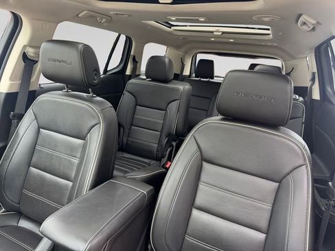 Used 2023 GMC Acadia Denali w/ Denali Ultimate Package image 21