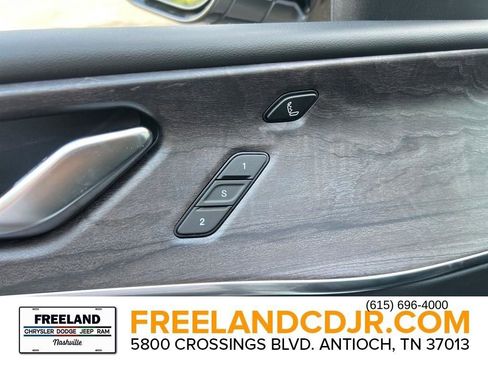 New 2025 Jeep Grand Cherokee L Overland w/ Luxury Tech Group IV image 22