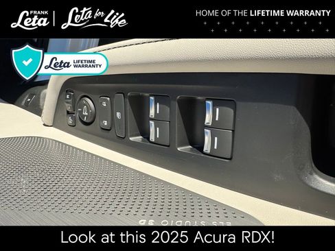 New 2025 Acura RDX Advance Package image 33