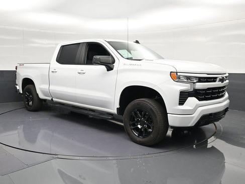 Used 2023 Chevrolet Silverado 1500 RST AWD/4WD image 5