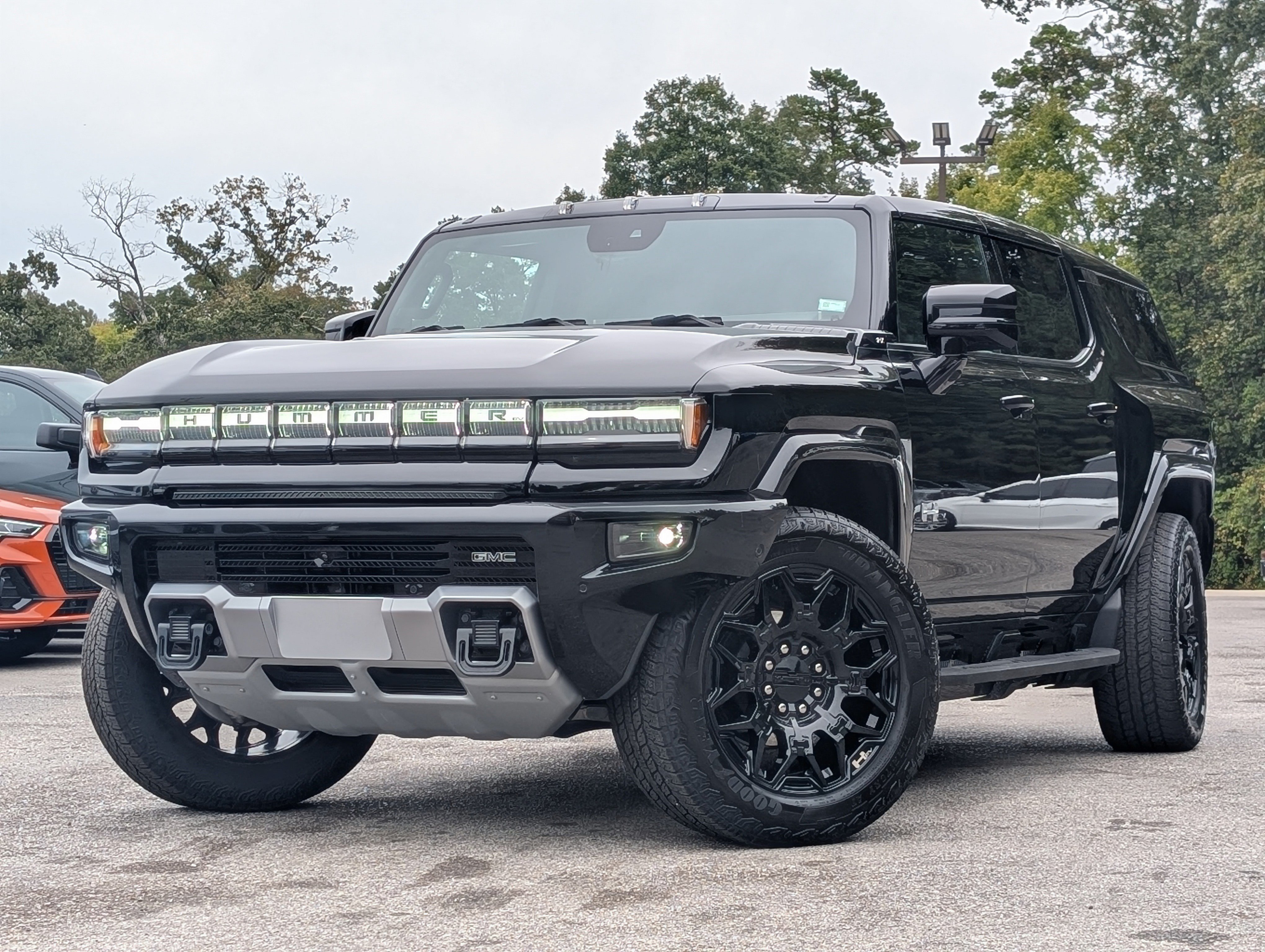 Used 2024 GMC Hummer EV 2X AWD/4WD image 4