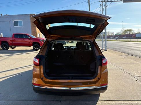 Used 2018 Chevrolet Equinox LS FWD image 11