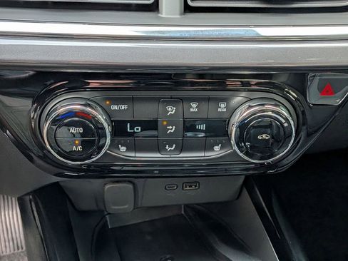 New 2026 Chevrolet Trax ACTIV w/ Sunroof Package image 17