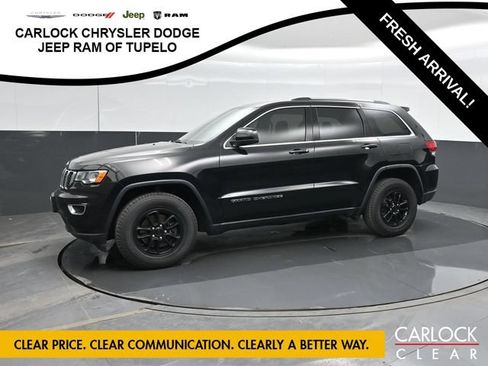 Used 2020 Jeep Grand Cherokee Laredo AWD/4WD image 1