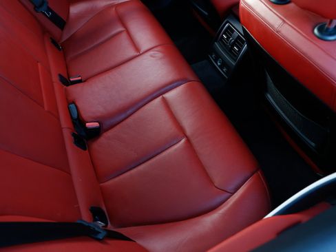 Used 2017 BMW 340i xDrive Sedan image 15