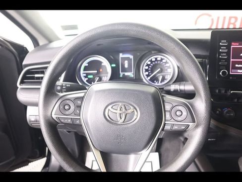 Used 2021 Toyota Camry LE FWD image 36