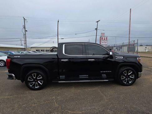 Used 2019 GMC Sierra 1500 SLT w/ SLT Premium Plus Package image 2