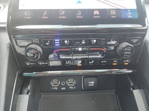 New 2025 Jeep Grand Cherokee Limited w/ Luxury Tech Group II image 7