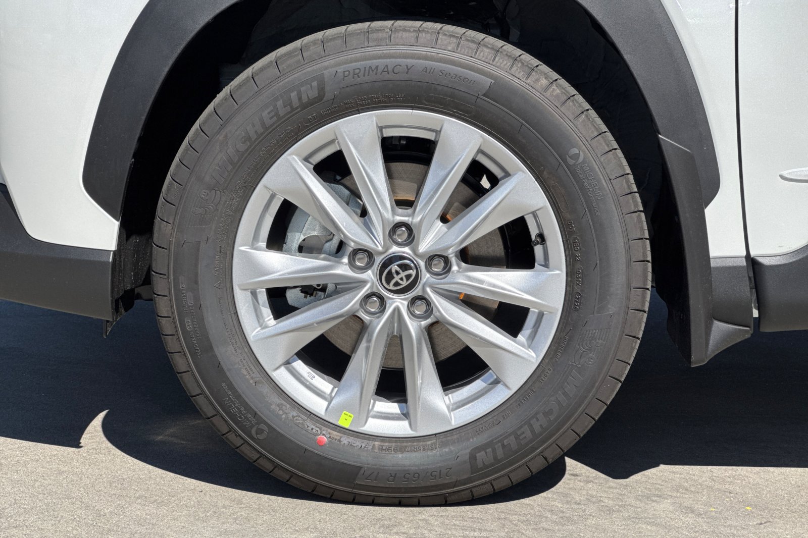 Certified 2026 Toyota Corolla Cross LE FWD image 31