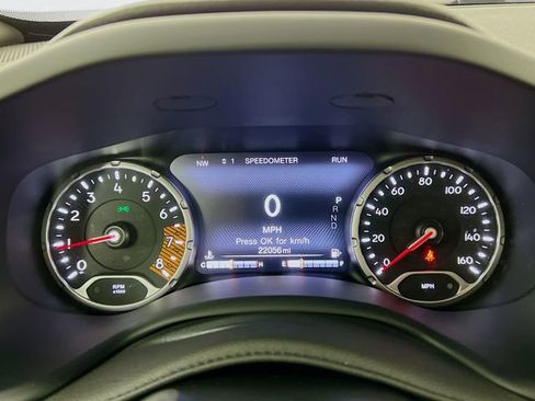 Used 2023 Jeep Renegade Trailhawk image 14