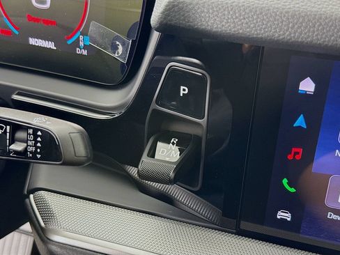 New 2026 Porsche Cayenne Coupe AWD/4WD image 23