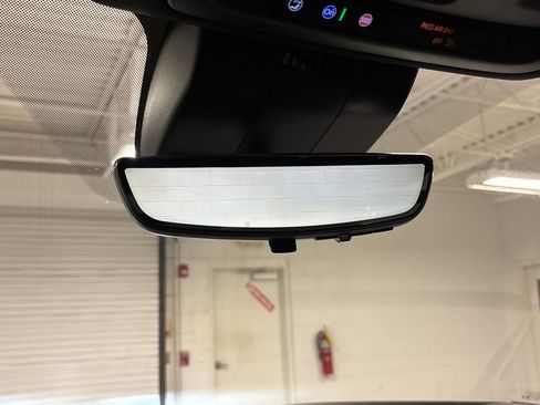 Certified 2025 GMC Yukon Denali Ultimate w/ LPO, Floor Liner Package image 46