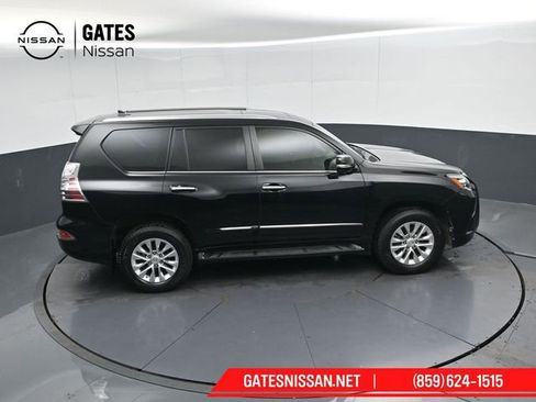 Used 2014 Lexus GX 460 w/ Premium Package AWD/4WD image 54