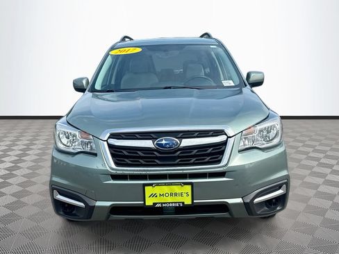 Used 2017 Subaru Forester 2.5i Premium w/ Popular Package #2A AWD/4WD image 2