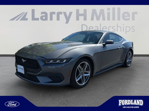 Used 2024 Ford Mustang Coupe RWD image 1