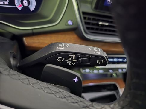 Used 2022 Audi Q5 2.0T Premium Plus w/ Premium Plus Package image 23