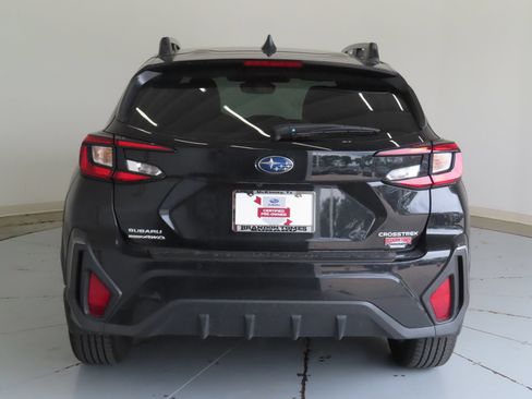 Used 2025 Subaru Crosstrek 2.5i Limited w/ Crosstrek Mirror Package AWD/4WD image 4