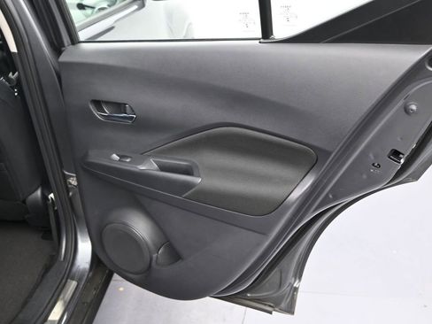 Used 2024 Nissan Kicks SV w/ Interior Electronics Package FWD image 9