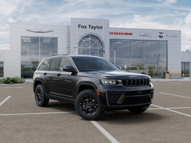 Used 2026 Jeep Grand Cherokee Altitude AWD/4WD image 5