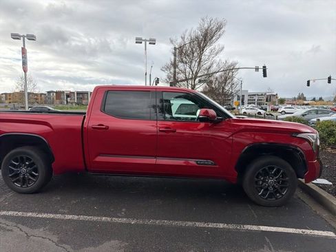 Used 2022 Toyota Tundra Platinum image 2