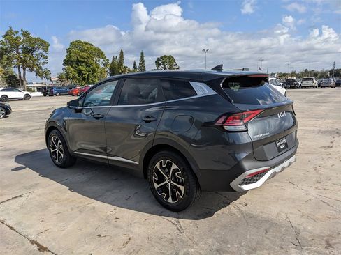 Certified 2023 Kia Sportage EX image 7