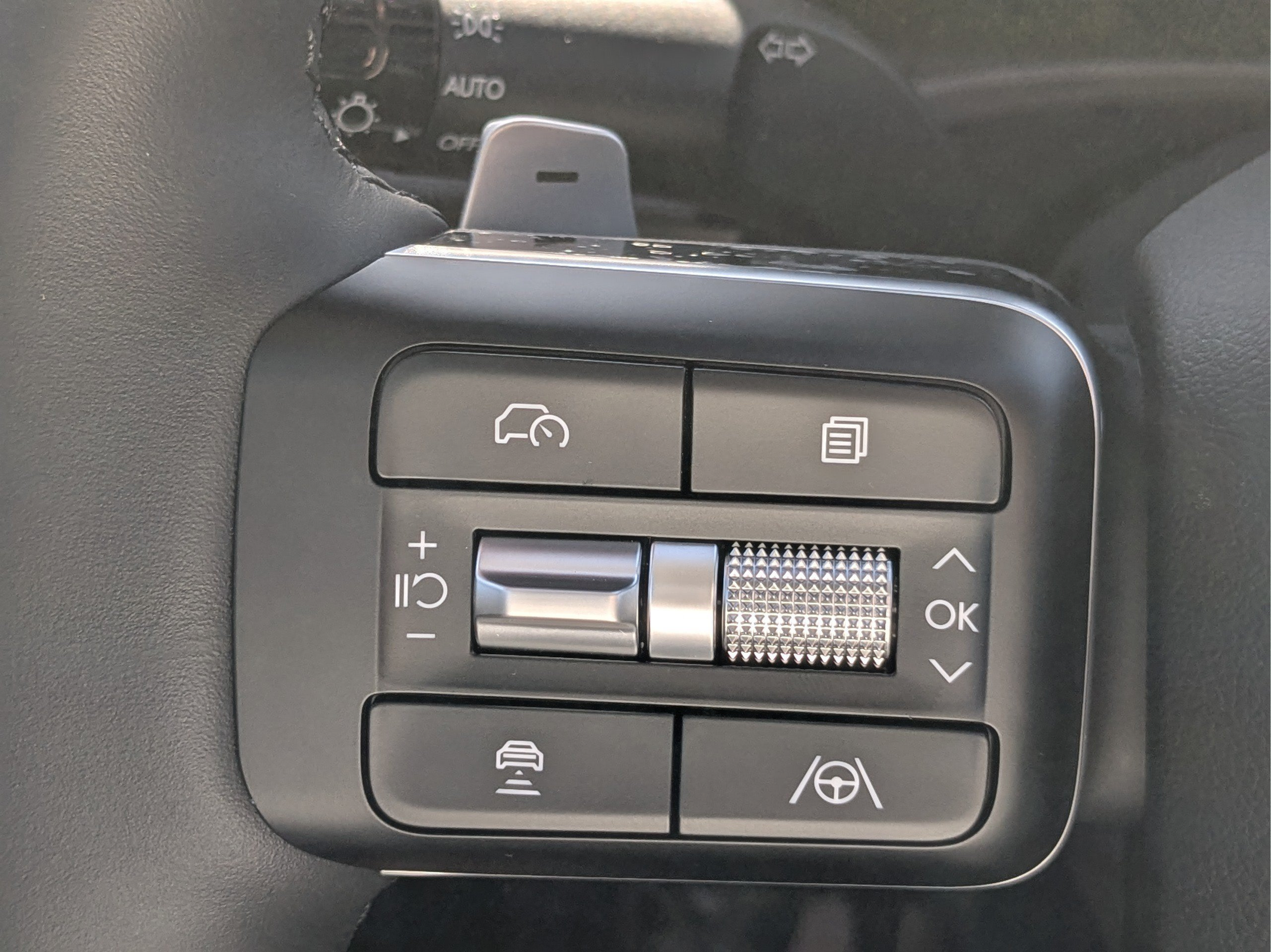 New 2027 Hyundai Santa Fe SE FWD image 27