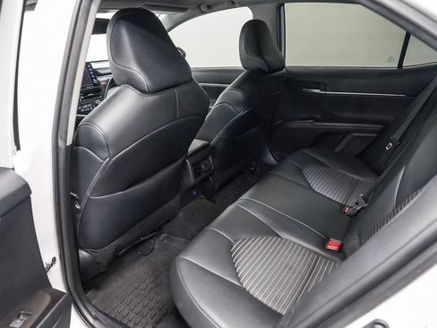 Used 2024 Toyota Camry SE w/ Audio Upgrade Package FWD image 19