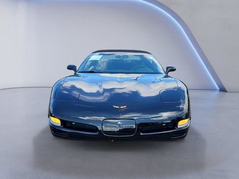 Used 2002 Chevrolet Corvette Convertible w/ Preferred Equipment Group2 RWD image 8