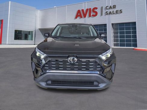 Used 2025 Toyota RAV4 LE image 2