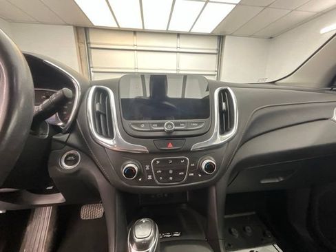 Used 2019 Chevrolet Equinox Premier FWD image 10