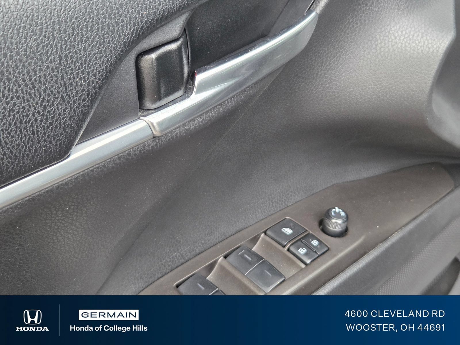 Used 2023 Toyota Camry SE FWD image 23