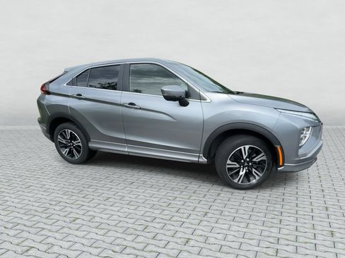 Used 2024 Mitsubishi Eclipse Cross SEL AWD/4WD image 9