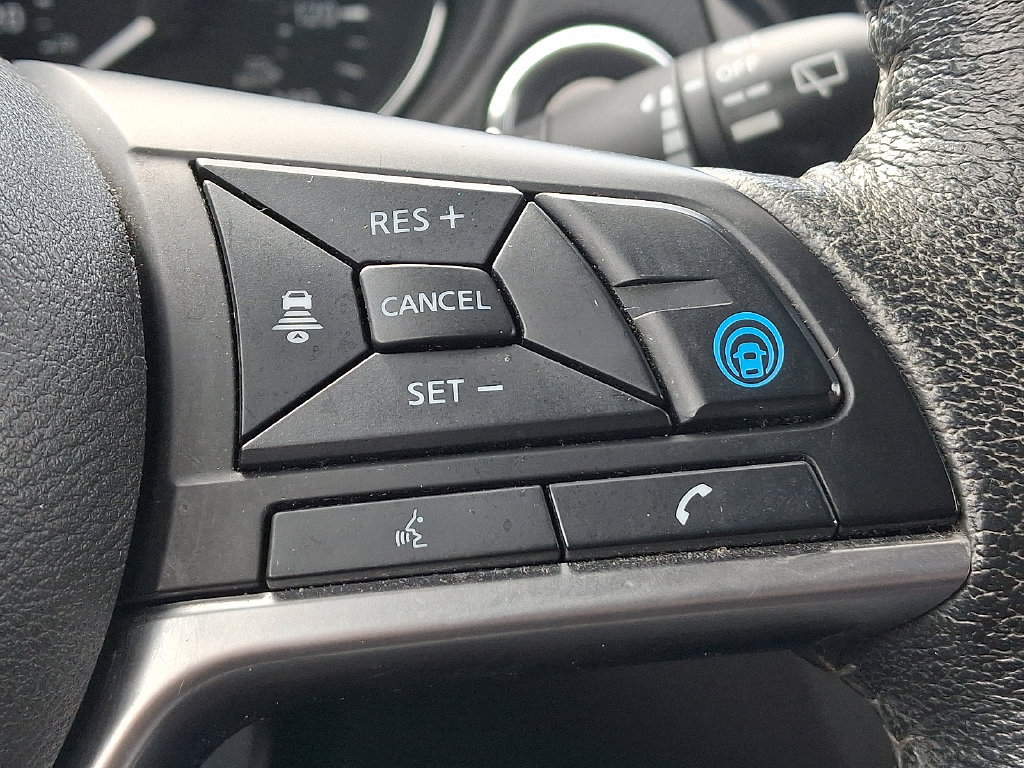 Used 2019 Nissan Rogue SL AWD/4WD image 22