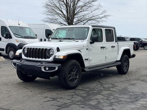 Certified 2025 Jeep Gladiator Sport image 7