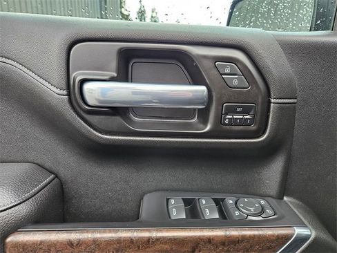 Used 2021 GMC Sierra 1500 Denali w/ Driver Alert Package II image 16