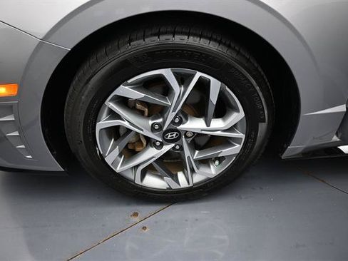 Used 2023 Hyundai Sonata SEL FWD image 18