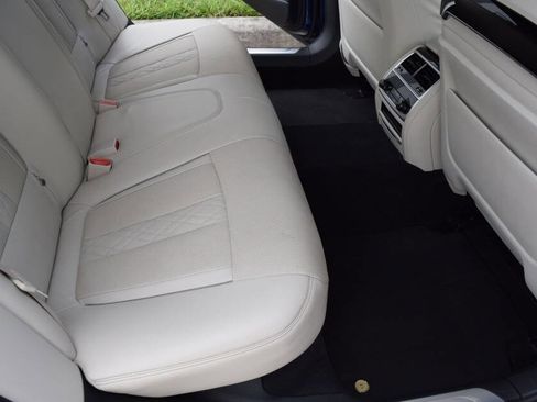 Used 2017 BMW ALPINA B7 xDrive image 49