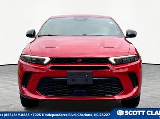 Used 2024 Dodge Hornet R/T w/ R/T Blacktop Package video 2