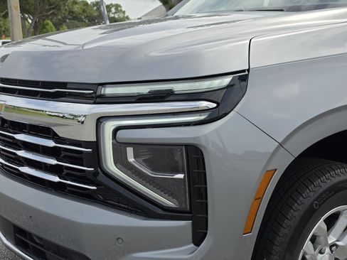 New 2026 Chevrolet Suburban LT w/ Comfort Package AWD/4WD image 13