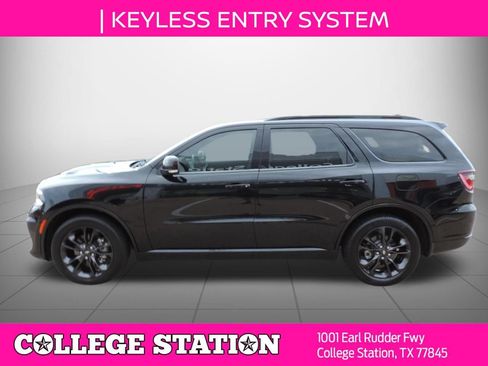 Used 2023 Dodge Durango R/T RWD image 7