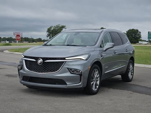 Used 2024 Buick Enclave Avenir w/ Avenir Technology Package image 3