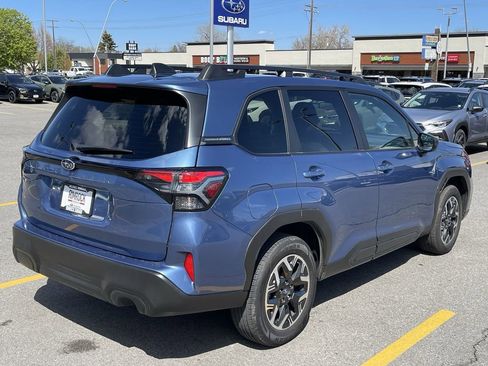 Certified 2025 Subaru Forester Premium AWD/4WD image 10