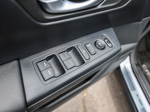 Certified 2024 Honda CR-V EX image 12