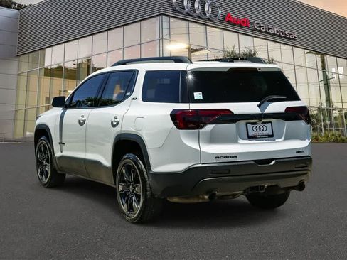 Used 2018 GMC Acadia SLT AWD/4WD image 2
