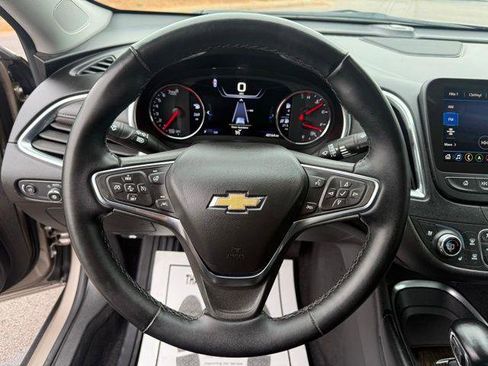 Used 2024 Chevrolet Malibu LT FWD image 7