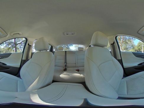 Used 2024 Chevrolet Malibu LT image 36